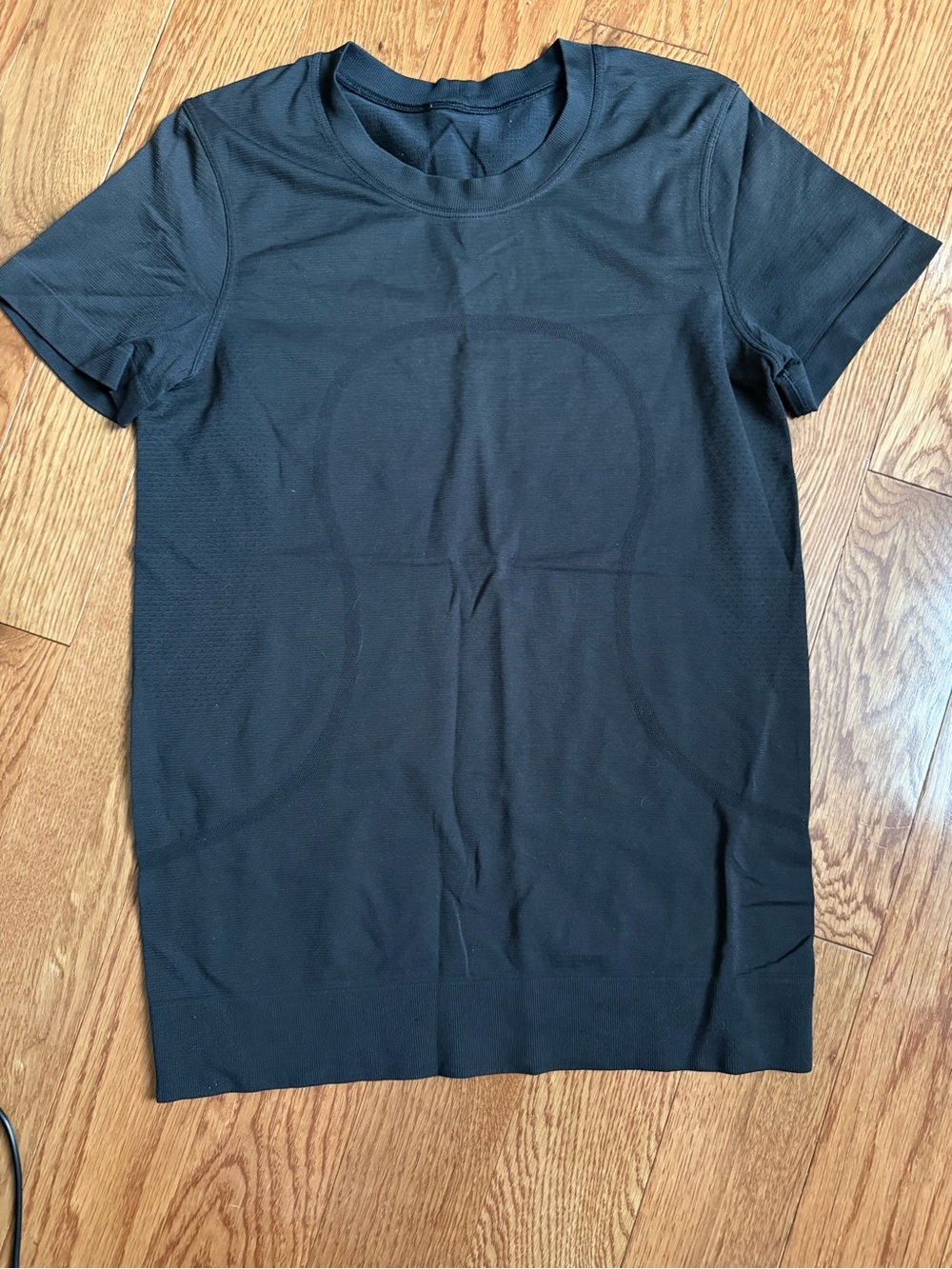 lululemon athletica Black Short Sleeve Crewneck Tee
